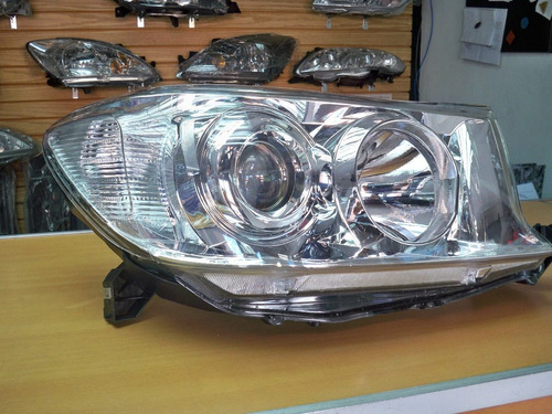 Faro Toyota Fortuner 2009 2010 2011