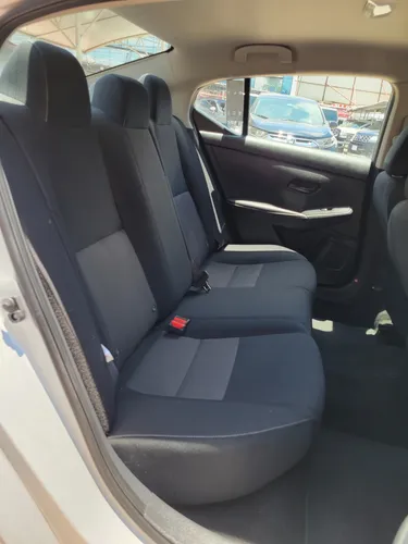 Nissan Sentra 2.0 Advance Mt