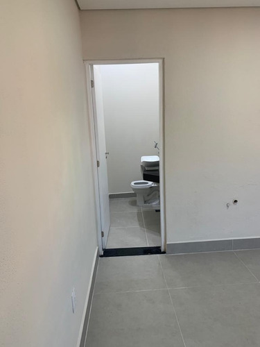 Imagem 2 de 15 de Salas Para Locação Individual, Próximas Ao Term Central (aceita Proposta) - 254