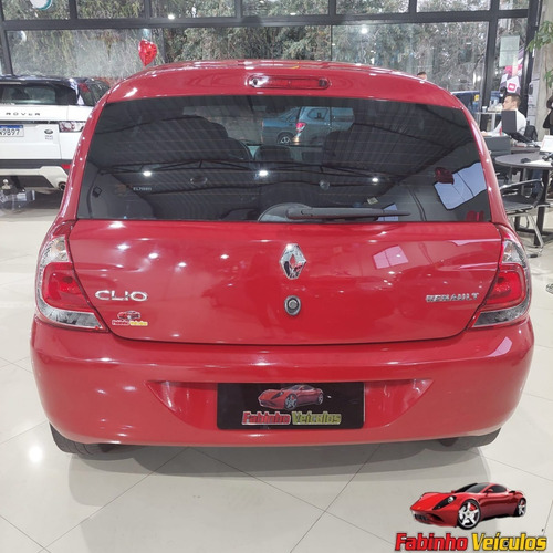 Imagem 3 de 6 de Renault Clio