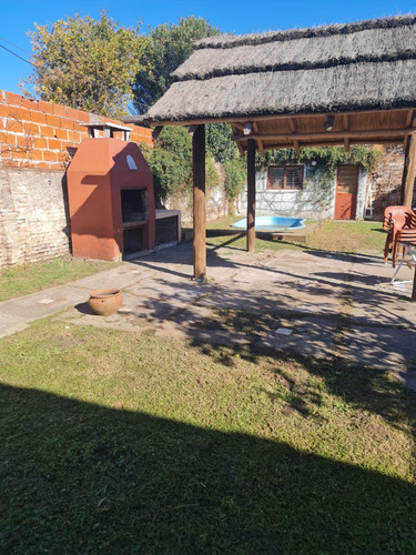 Apta Crédito!!! Excelente Oportunidad A La Venta, Se Trata De Una Propiedad Ubicada En La Calle Hipólito Yrigoyen 1200.