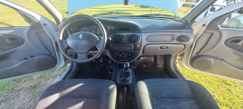 Renault Megane 1.6 16V Expression