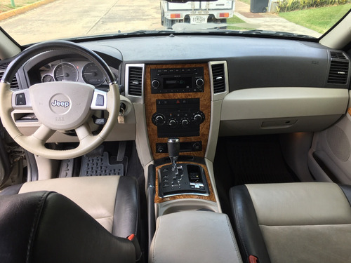 Jeep Grand Cherokee 2011