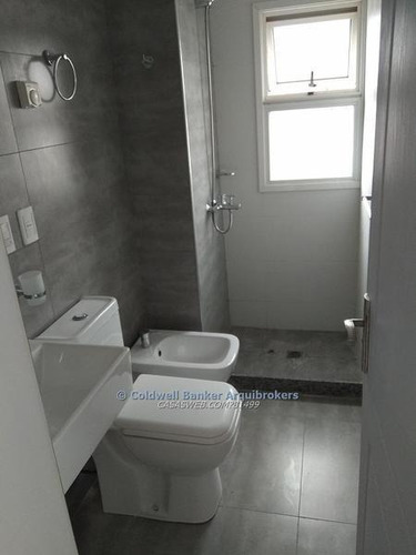 Apartamento De 1 Dormitorio Con Garaje En Venta En Pocitos