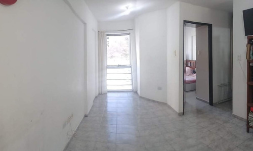 Vendo Departamento Un Dormitorio Alberdi S/ Av.colon -rec Mayor