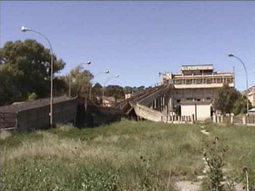 Imagen 5 de 20 de Solida Planta Frigorifica De 55000 M2 Cubiertos Sobre 2220 H