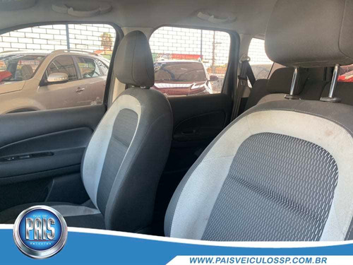 Imagem 4 de 10 de Citroen Aircross Live 1.6 Flex 16v 5p Aut. Flex 2016