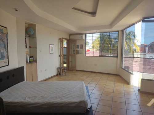 Imagen 4 de 19 de Rentahouse Celeste Núñez 04244475408 Cod 2210667
