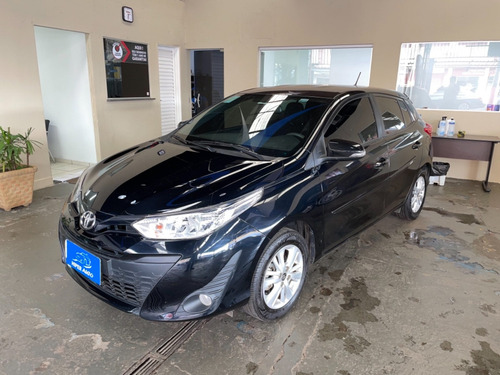 Imagem 1 de 7 de Toyota Yaris Xl Plus 1.3 Preto 2019