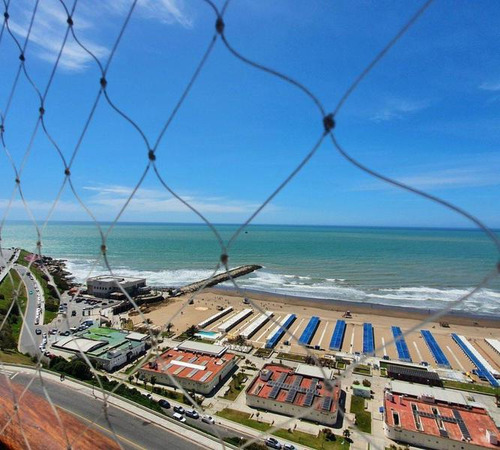 Venta - Departamento Cuatro Ambientes C/dep Y Dos Cocheras En Primera Linea De Mar - B Maritimo 5611