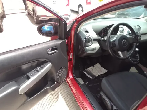 Mazda 2 Hb Mt - 2015
