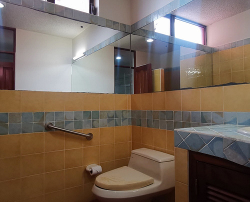 Imagen 11 de 16 de Amplio Apartamento Amueblado De 3 Habs En Alquiler En Zona 14