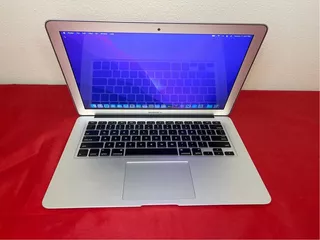 Macbook Air A1466 Plata 13.3 , I5 5350u 8gb Ram 256gb Ssd