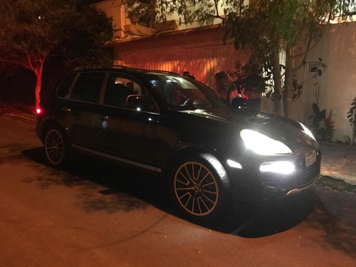 Porsche Cayenne Turbo 4.5 V8 455hp