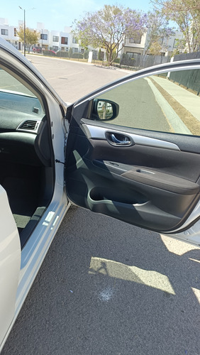 Nissan Sentra 1.8 Sense Cvt