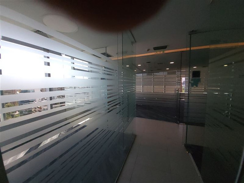 Imagen 10 de 30 de Oficina En Arriendo En Las Condes, Excelente Estado