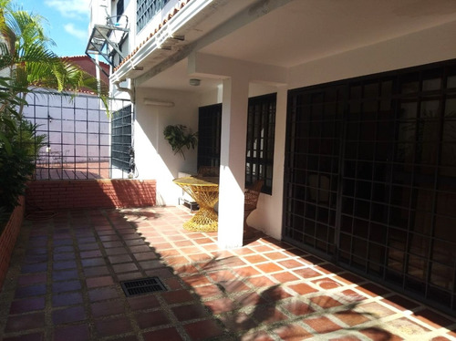 Imagen 25 de 25 de Casa Amplia Ubicada En Urbanización Los Olivos, Puerto Ordaz
