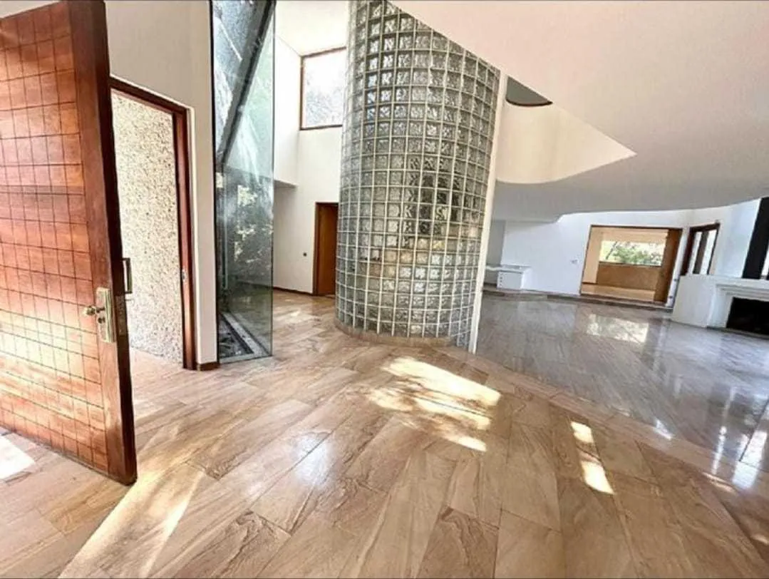 Imagen 1 de 26 de Gran Casa En Lo Curro (112550)
