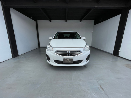 Dodge Attitude 1.2 Se At
