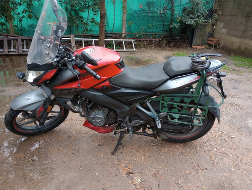 Imagen 3 de 6 de Bajaj Rouser Ns 200