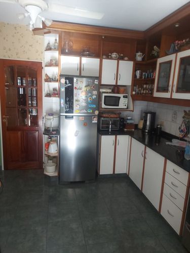 Venta Duplex 4 Amb En Boedo -con Cochera Para 2 Autos - 3 Baños - Patio - Quincho