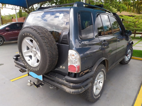 Chevrolet Tracker 2.0 2008 Gasolina 5 Portas