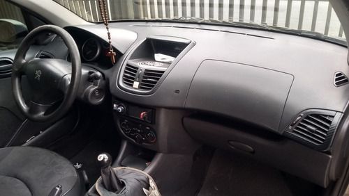 Peugeot 207 2009 1.4 Xr Flex 5p
