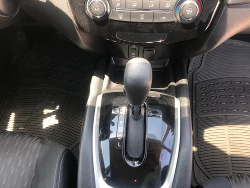Nissan X-Trail 2.5 Sense 2 Row Cvt