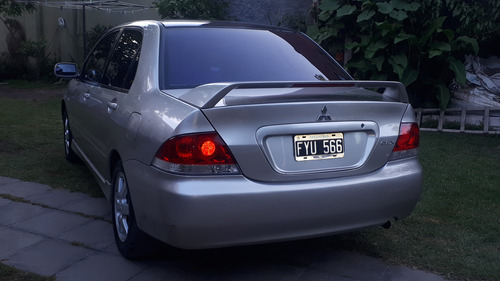 Mitsubishi Lancer 1.6 Glxi