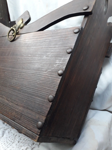Lindo Y Antiguo Revistero Rústico De Madera