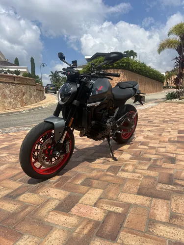 Ducati Monster 937 2022