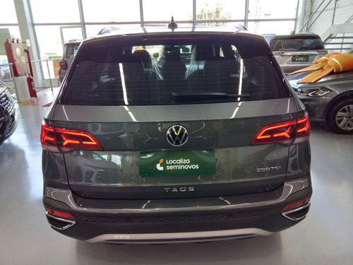 Volkswagen Taos 1.4 250 TSI TOTAL FLEX HIGHLINE AUTOMÁTICO