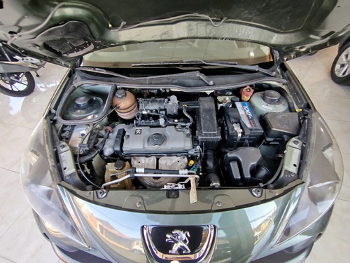 Peugeot 207 1.4 XR PASSION 8V FLEX 4P MANUAL