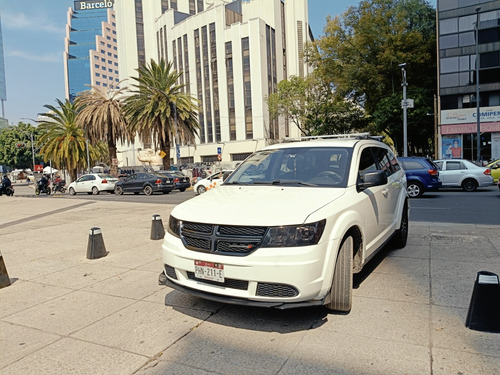Dodge Journey 2.4 Se 7 Pasajeros At