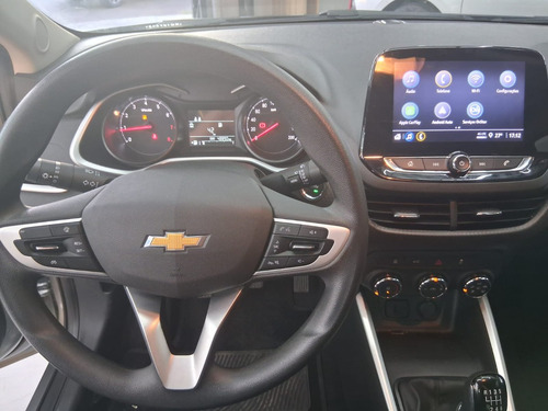 Chevrolet Onix plus 1.0 Lt 4p