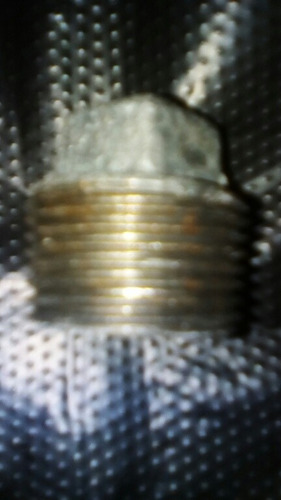 Imagen 3 de 4 de Tapon Galvanizado Macho 3/4 Y 1 Pulgada
