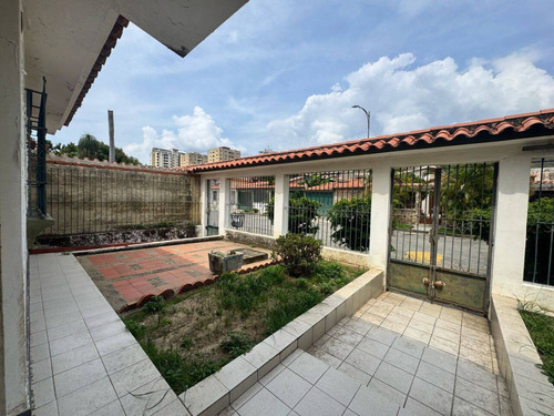 Se Vende Casa En El Trigal Norte Para Remodelar, Ubicada En Calle Cerrada. Dj
