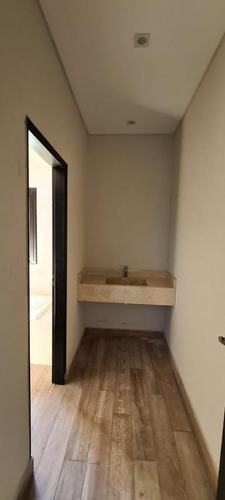 Imagen 24 de 30 de Venta | Casa | Canton, Islas