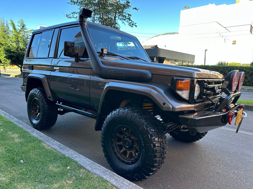 Toyota Land Cruiser 4.5 Fzj75 Macho
