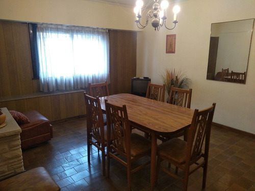 Imagen 2 de 30 de Departamento De 3 Ambientes La Perla Yrigoyen Al 1000