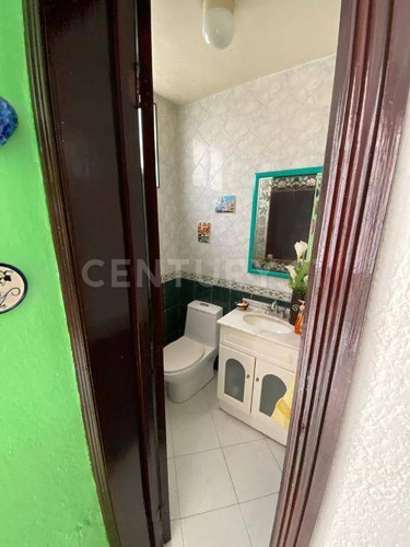 Imagen 12 de 16 de Casa En Zona Residencial, Acceso Controlado En Privada
