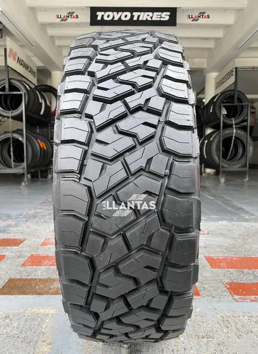 Llanta 295/70 R18 Lt Oprtt Open Country R/t Trail Toyo