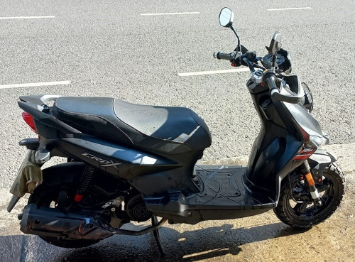 Imagen 11 de 13 de Sym Crox 125