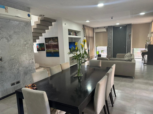 Venta Casa Parque Pileta V.udaondo, Parque Leloir Ituzaingo