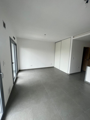 Departamento Monoambiente En Pozo