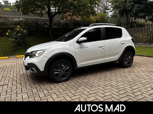 Renault Stepway 1.6 Expression / Zen