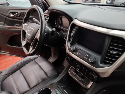 GMC Acadia 3.6 Denali At