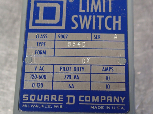 Square D 9007-b54d Ser A Limit Switch 600v Ac/dc New Old Zza
