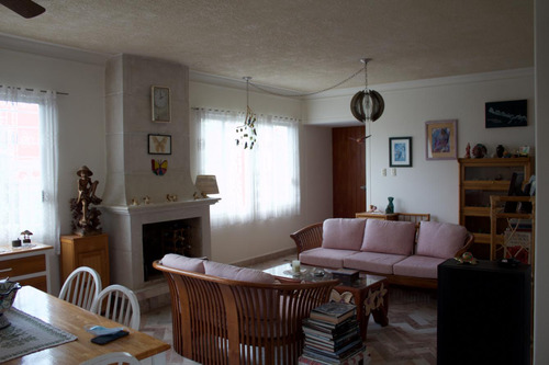 Venta Y Renta De Casa Sola Frente Al Lienzo Charro, Cuernavaca Morelos