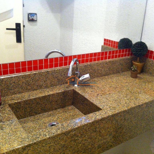 Sala Comercial Em Região Privilegiada A 5 Minutos Da Estação Do Metro Santa Cruz. - Sa0076